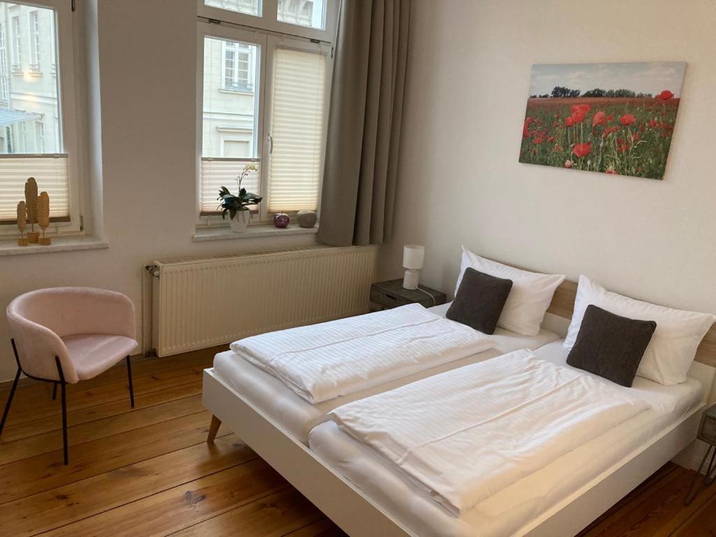 Das Bilderbuchcafe - Ferien - Apartment No 3 - Markt 7 Havelberg Dış mekan fotoğraf